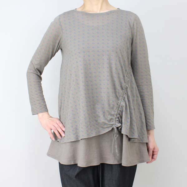 センソユニコ イオコムイオ タンクトップ付きプルオーバー ブラウン size M センソユニコ イオコムイオ タンクトップ付きプルオーバー ブラウン size M